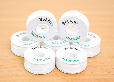 Madeira Bobbins WHITE / BLACK Box 144